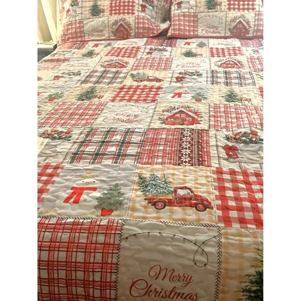 King Size Christmas Comforter Set — New Without Tags
